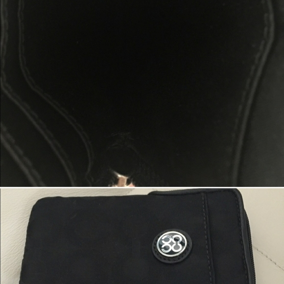 NWT COACH SIGNATURE WRISTLET/CARDHOLDER - Picture 4 of 4